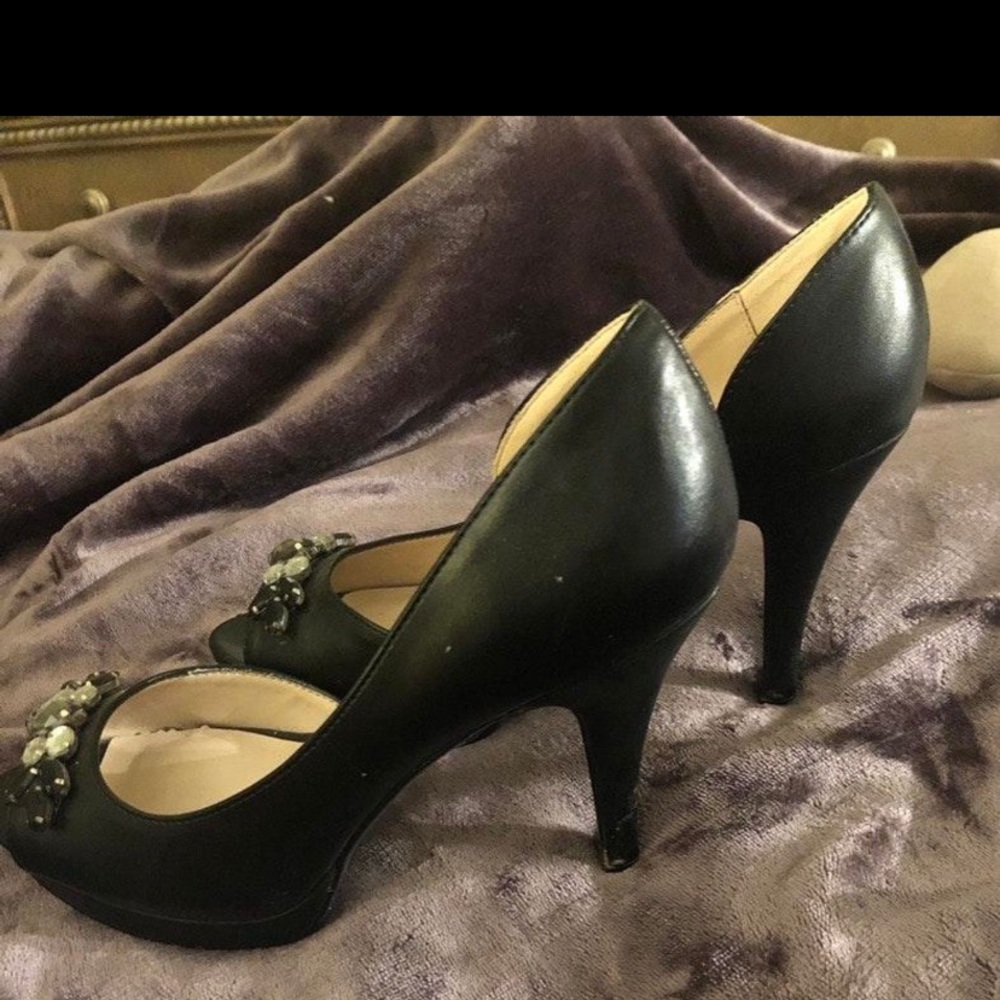 Nine West black heels